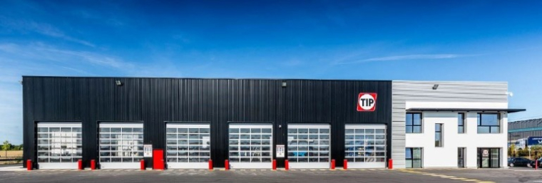 Vémars (95) est une commune du Val-d'Oise située en Plaine de France, à environ 30 km au nord-est de Paris et à 6 km de l'aéroport de Paris-Charles-de-Gaulle.