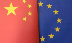 Les  dirigeants européens vont débattre de la meilleure posture à adopter face à la déferlante chinoise, qui menace d'emporter des industries entières et des millions d'emplois sur le Vieux continent ( AFP / Nicolas TUCAT )