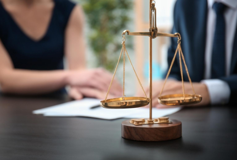 La procédure de divorce pour faute est longue, coûteuse et  crédit photo : Africa Studio/Shutterstock / Africa Studio