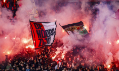 Feyenoord sanctionné par l'UEFA après le comportement de ses supporters à Barcelone
