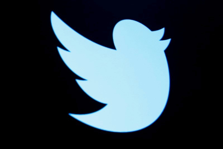 TWITTER DÉPASSE LES ATTENTES AVEC LA PUBLICITÉ, LE TITRE BONDIT