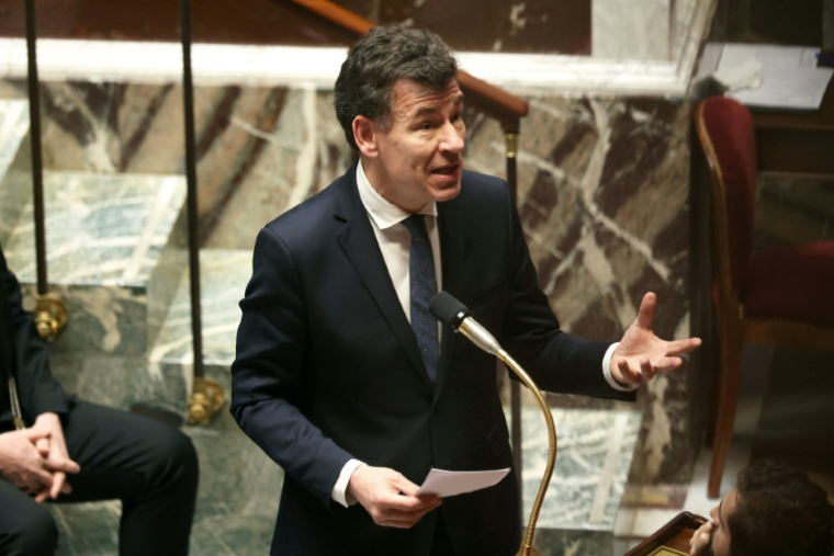 Le ministre de l'Enseignement supérieur, de la Recherche et de l'Espace, Philippe Baptiste, lors d'une séance à l'Assemblée nationale, à Paris, le 25 mars 2026 ( AFP / Alain JOCARD )