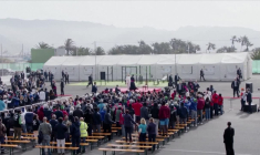 Le pape Léon XIV rencontre des migrants sur l'île espagnole de Ténérife