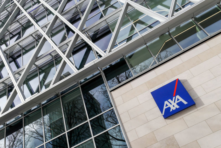 AXA SONGE À VENDRE SES ACTIVITÉS EN EUROPE CENTRALE
