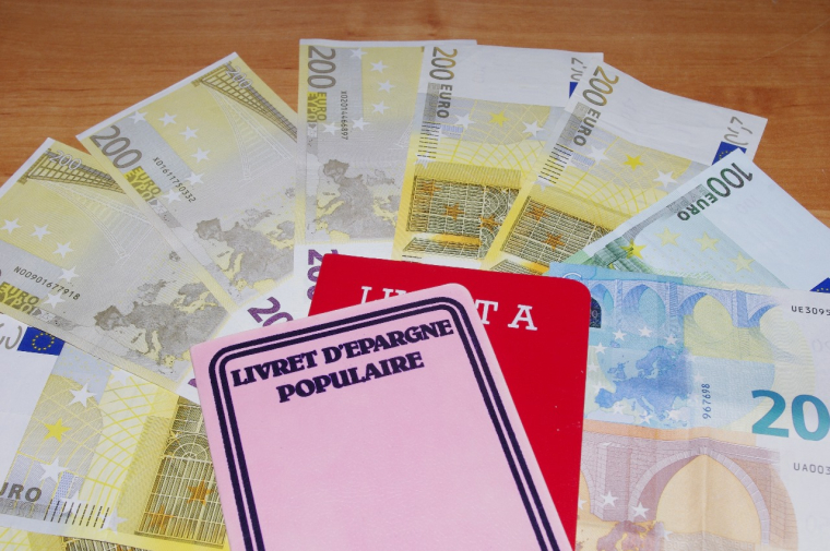 De nouvelles règles s'appliquent pour le livret d'épargne populaire ( crédits : ©  Cécile Haupas - stock.adobe.com)