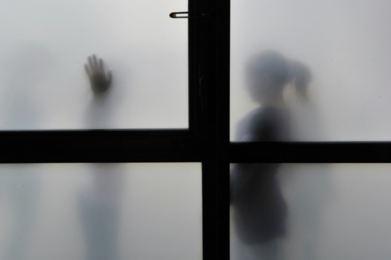 Il "est urgent de lever le tabou" et d'agir sur les "facteurs de risque" : un rapport sur les mineurs auteurs de violences sexuelles est remis mardi au gouvernement pour l'inciter à renforcer la prévention pour endiguer le phénomène ( AFP / ALAIN JOCARD )