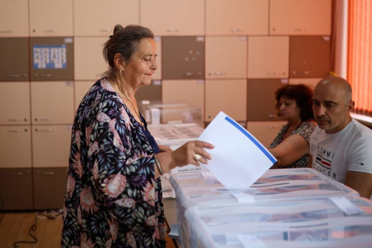 Élections législatives et européennes anticipées à Sofia