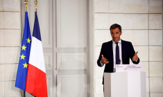 Le porte-parole du gouvernement français Olivier Veran lors d'une conférence de presse à l'Elysée