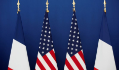 SOUS-MARINS: MACRON ET BIDEN S'ENTRETIENDRONT DANS LES PROCHAINS JOURS