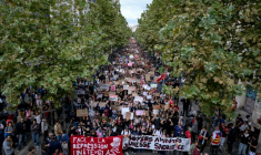 Manifestation de lycéens à Marseille, le 8 octobre 2026 ( AFP / Miguel MEDINA )