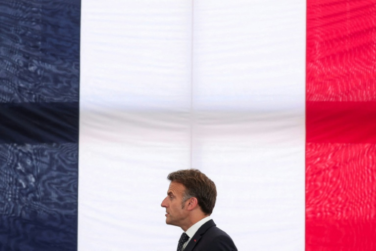 Emmanuel Macron lors d'une visite à l'usine Vorwerk, qui produit les appareils Thermomix, dans le cadre des "Choose France Days", à Donnemain-Saint-Mamès (Eure-et-Loir), le 29 mai 2026 ( REUTERS / Christian Hartmann )