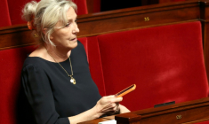 La présidente du groupe RN à l'Assemblée nationale Marine Le Pen le 23 juin 2026 à Paris ( AFP / Alain JOCARD )