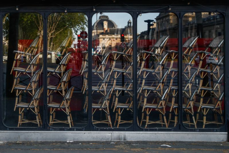 L'ENDETTEMENT DES ENTREPRISES RISQUE DE FREINER LA REPRISE, DIT BNP PARIBAS