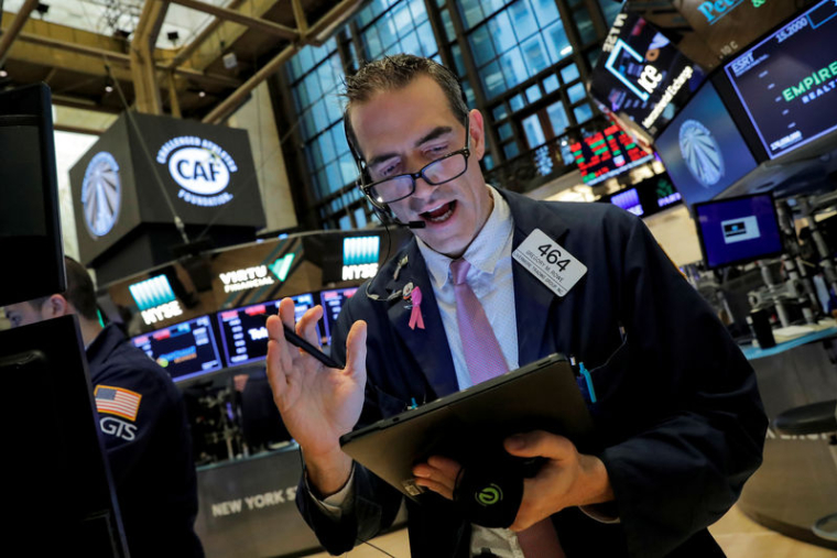 WALL STREET OUVRE EN HAUSSE