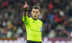 Turpin est l'arbitre qui a sifflé le plus de penaltys de l'histoire de la C1