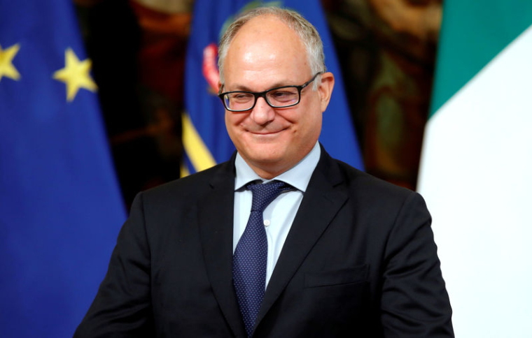 LE MINISTRE ITALIEN DE L'ECONOMIE SATISFAIT DE LA FUSION PSA-FIAT CHRYSLER