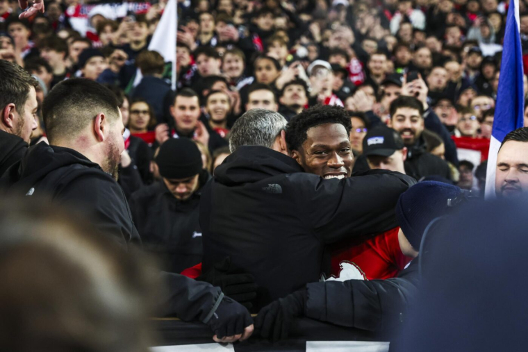 Les supporters du LOSC à fond pour convaincre Jonathan David