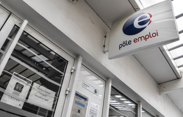 ( AFP / PHILIPPE DESMAZES )