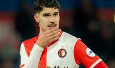 Le but fou marqué par le fils Van Persie