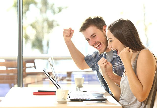 Vous avez entre 18 et 25 ans? Voici une occasion unique de vous lancer en bourse dans les meilleures dispositions . (Crédits photo : Adobe Stock -  )