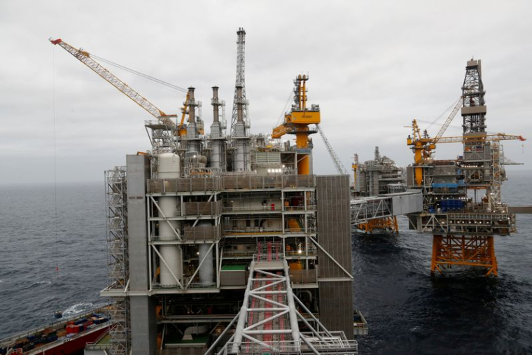 LA NORVÈGE RÉDUIT SA PRODUCTION DE PÉTROLE, UNE PREMIÈRE EN 18 ANS