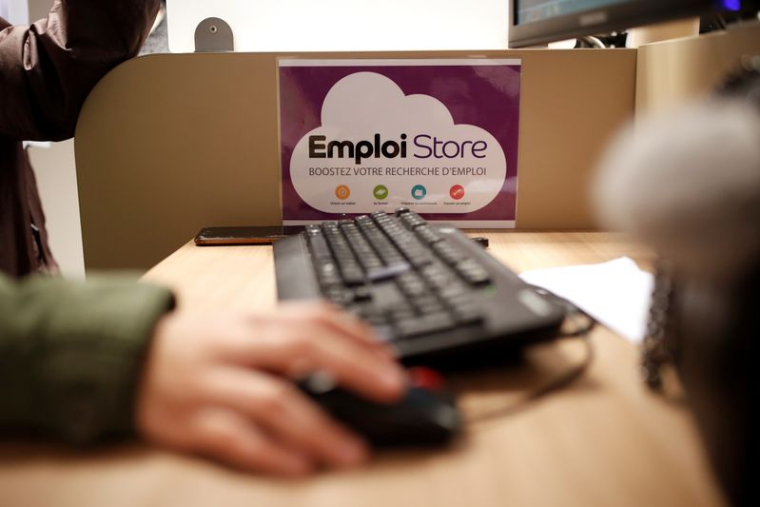 NOUVEAU RECUL DU NOMBRE DE DEMANDEURS D'EMPLOIS AU T3