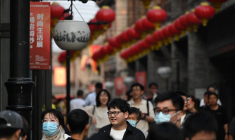 Pékin n'a pas publié mardi ses chiffres mensuels détaillés du chômage chez les 16-24 ans.  ( AFP / GREG BAKER )