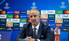 L'entraîneur de Fenerbahçe démissionne en pleine conférence de presse
