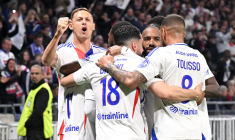 Lyon retrouve le moral en balayant Rennes
