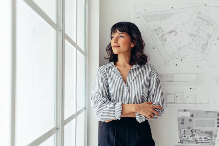 Une loi  visant &agrave; simplifier la vie des entreprises a &eacute;t&eacute; adopt&eacute;e. Elle va avoir une incidence sur les frais bancaire des TPE et PME ( Cr&eacute;dits photo: &copy;   (JLco) Julia Amaral - stock.adobe.com)