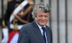 Jean-Louis Borloo le 30 septembre 2019, à Paris ( AFP / ERIC FEFERBERG )