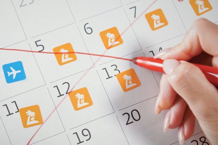 calendrier vacance (Crédits: Adobe Stock)