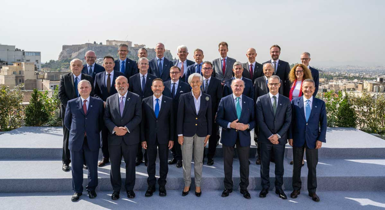 Le conseil des gouverneurs de la Banque centrale européenne, réuni le 26 octobre à Athènes, a mis un terme à sa politique de resserrement monétaire, une décision justifiée par la décélération des prix en septembre. (© Andrej Hanzecovic/ECB)