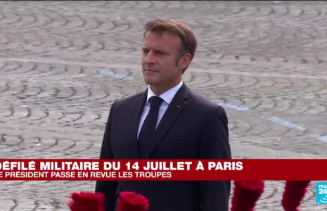 Défilé du 14-Juillet sur les Champs-Elysées: Emmanuel Macron passe en revue les troupes