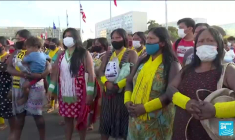 Brésil : des milliers d'indigènes mobilisés contre la politique de Bolsonaro