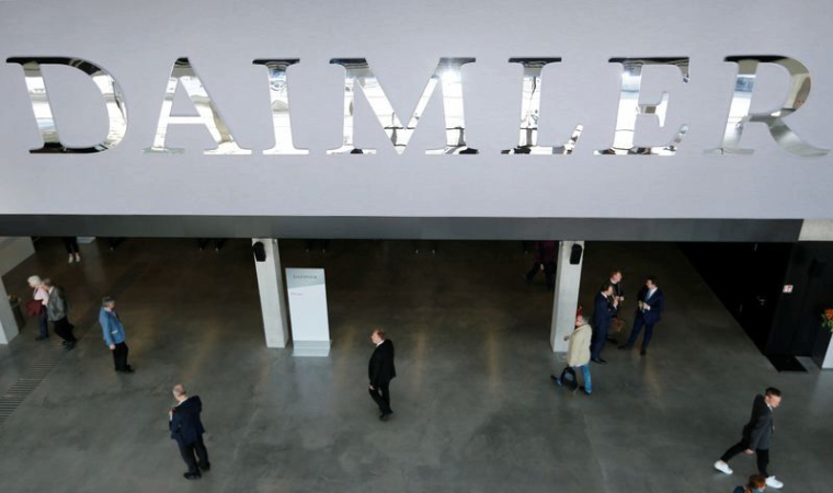 DAIMLER COMPTE INVESTIR LORS DE L'IPO DU CHINOIS FARASIS
