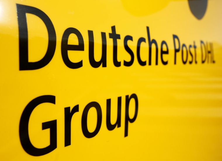 DEUTSCHE POST VEUT RÉDUIRE SES COÛTS APRÈS UN 1ER TRIMESTRE DÉCEVANT