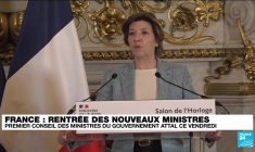Nouveau gouvernement : passation de pouvoir entre Colonna et Séjourné au ministère des Affaires étrangères