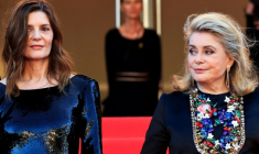Les actrices françaises Catherine Deneuve et Chiara Mastroianni, ici sur le tapis rouge de Cannes le 21 mai 2024, ont rejoint les quelque 900 signataires d'une lettre condamnant le "silence" sur le "génocide" à Gaza publiée en marge du Festival ( AFP / Valery HACHE )