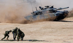 Exercice militaire conjoint du Nouvel An sur le terrain d'exercice de Narashino, à Funabashi