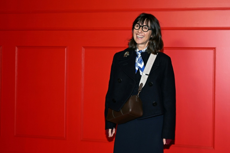 La productrice Alexia Laroche-Joubert, PDG de Banijay France, pose au Grand Rex, à Paris, le 15 décembre 2025 ( AFP / Blanca CRUZ )