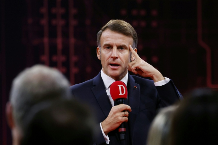 Le président Emmanuel Macron à Toulouse, le 12 novembre 2025 ( POOL / Guillaume HORCAJUELO )