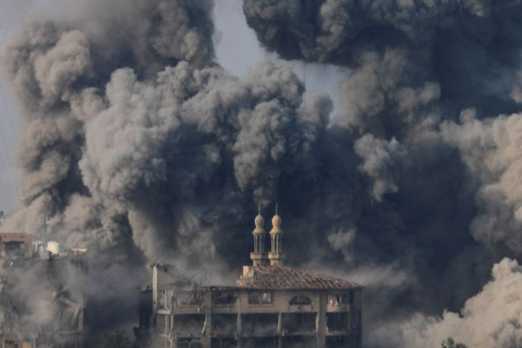 Israël frappe Gaza