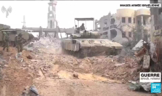 Combats à Gaza : l'armée israélienne progresse avec l'appui de chars, blindés et bulldozers