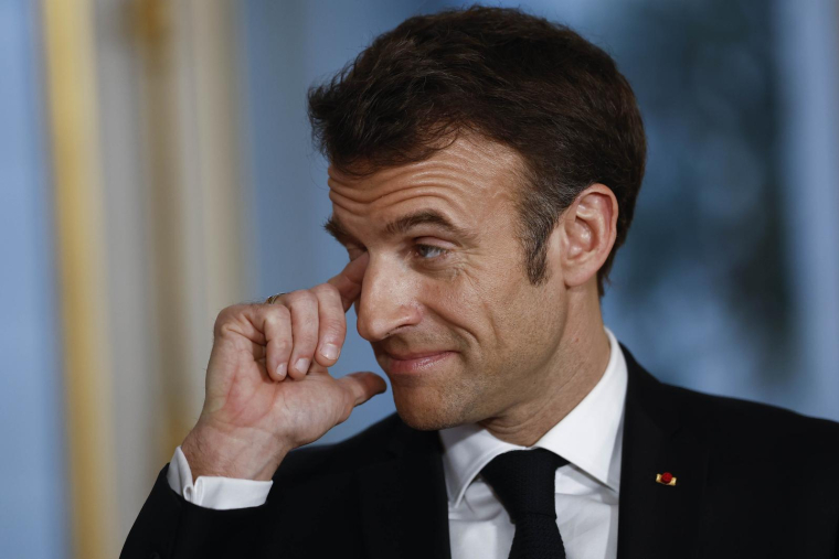 Emmanuel Macron, le 24 mars 2023, à Paris ( POOL / Yoan VALAT )