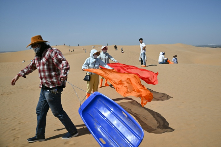 Le désert de Kubuqi à Ordos, le 12 août 2025 ( AFP / Pedro PARDO )