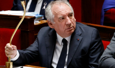 Le Premier ministre François Bayrou le 29 avril 2025 à l'Assemblée nationale, à Paris ( AFP / Ludovic MARIN )