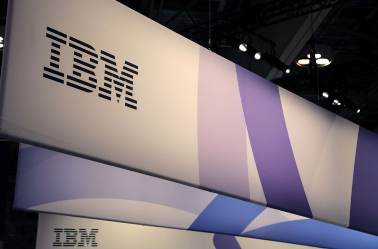 LES VENTES D'IBM DÉPASSENT LES ATTENTES AVEC LE "CLOUD"