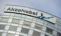 AKZO NOBEL ACCROÎT SON BÉNÉFICE AU 3E TRIMESTRE