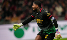 Mike Maignan suspendu après avoir insulté l’arbitre